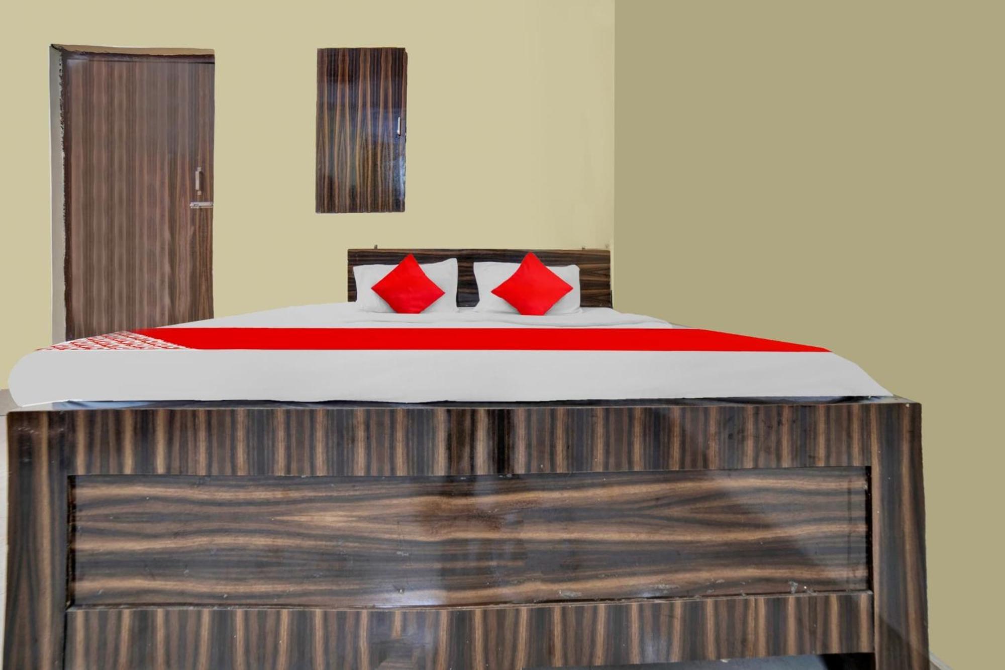 Hotel O Prakash Inn Джамшедпур Екстериор снимка